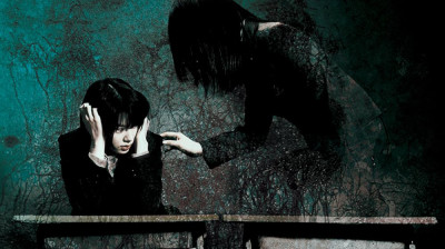 Шептящите коридори 4: Призрачен глас (2005)