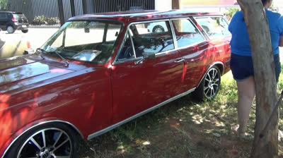 4ª PARTE DE 13º ENCONTRO DE VEÍCULOS ANTIGOS EM CATANDUVA SP.