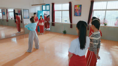 Embracing The Stars Together S01 Episode 04 C-Drama Hindi Dubbed